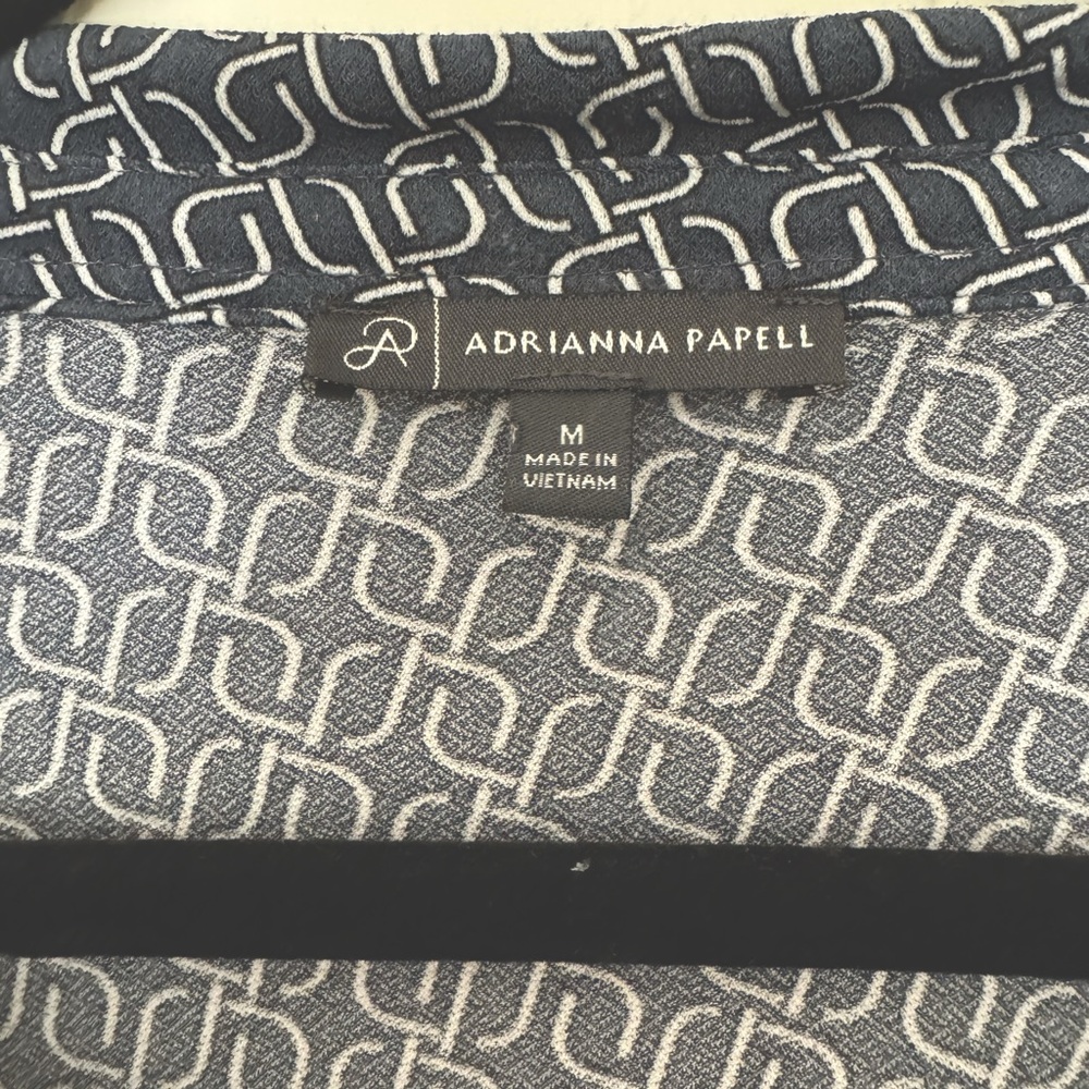 Adrianna Papell Women's Print Collared V-Neck Knit Top - Picture 2 of 3